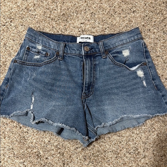RSQ Distressed Jean Shorts - Picture 1 of 5